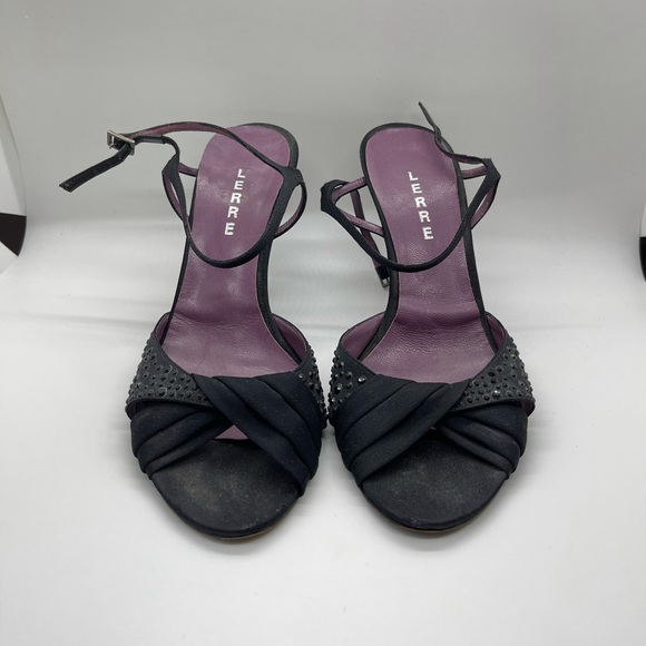 Lerre Heels - Picture 1 of 7